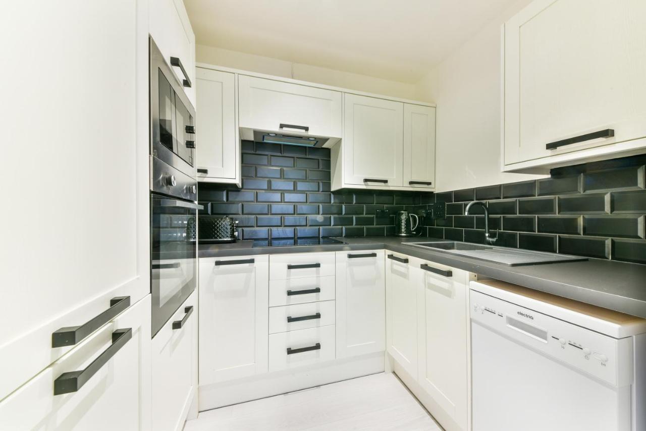 Amazing 2 Bed Apartment Clapham North London Exterior foto